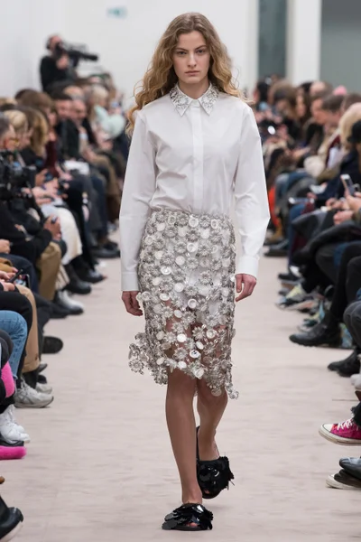 Look 4